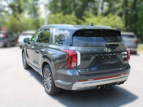 Used 2024 Hyundai Palisade Calligraphy AWD/4WD image 7