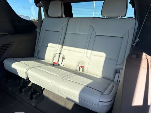 New 2026 GMC Yukon Denali w/ Denali Reserve Package AWD/4WD image 15