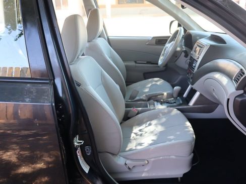 Used 2011 Subaru Forester 2.5X w/ Popular Equipment Group 1A AWD/4WD image 22