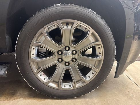 Used 2016 GMC Yukon Denali w/ Open Road Package image 14