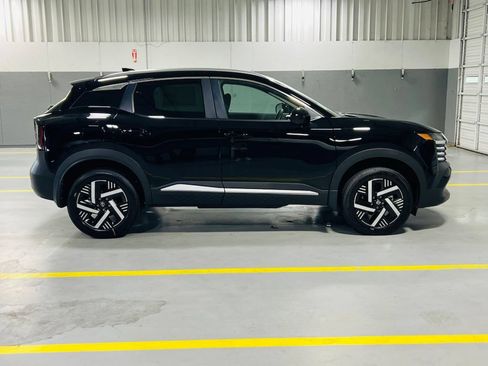 New 2026 Nissan Kicks SV FWD image 16