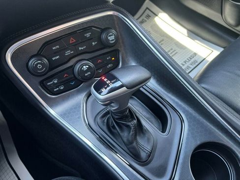 Used 2018 Dodge Challenger GT w/ Technology Group image 21