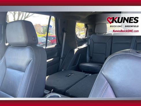 Used 2023 Chevrolet Tahoe LT w/ Luxury Package AWD/4WD image 17