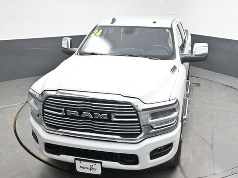 Used 2024 RAM 2500 Laramie AWD/4WD image 35