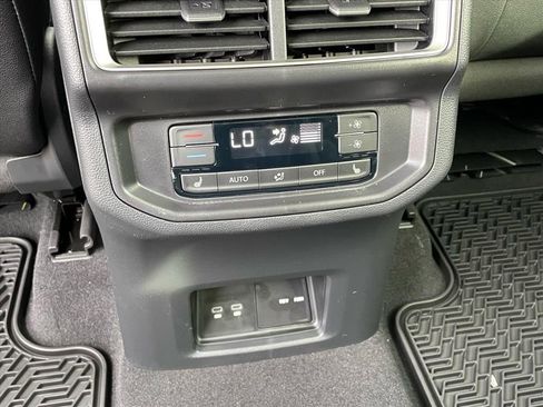New 2026 Volkswagen Atlas SEL Premium R-Line AWD/4WD image 30