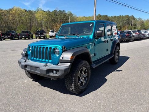 Used 2020 Jeep Wrangler Unlimited Sport S w/ Sun And Sound Package image 8