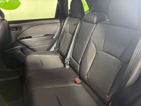 Used 2026 Subaru Forester Premium AWD/4WD image 26