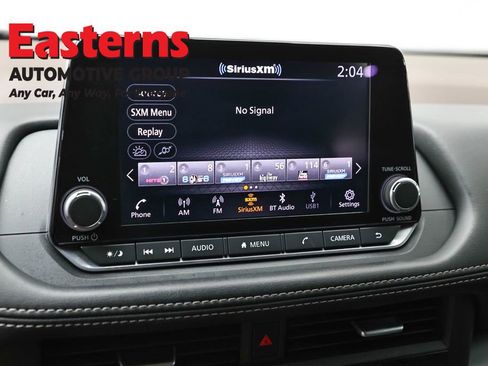Used 2023 Nissan Rogue S AWD/4WD image 19