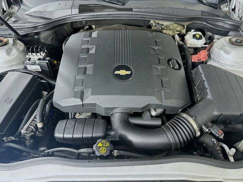 Used 2015 Chevrolet Camaro LS RWD image 30
