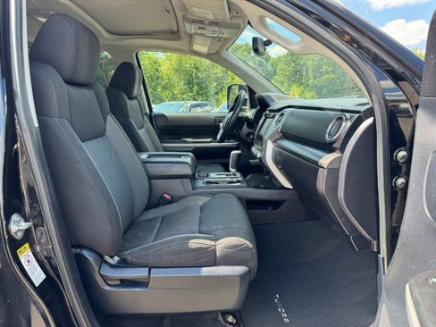 Used 2015 Toyota Tundra SR5 AWD/4WD image 18