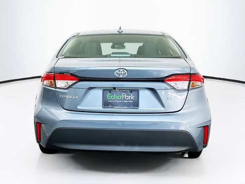 Used 2026 Toyota Corolla LE FWD image 7