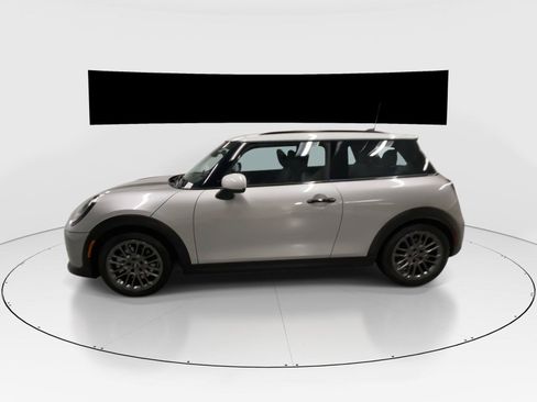 Used 2026 MINI Cooper S FWD image 6