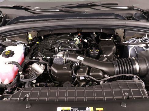 Used 2025 Jeep Grand Cherokee L Limited w/ Black Appearance Package image 23