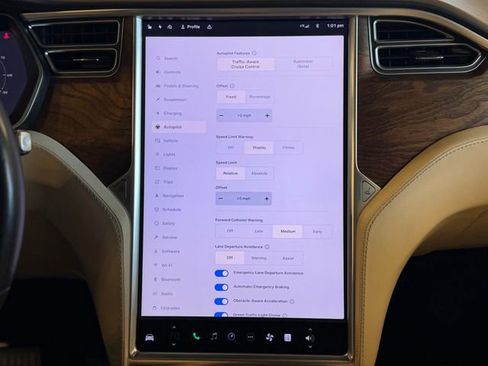 Used 2017 Tesla Model X 100D image 32