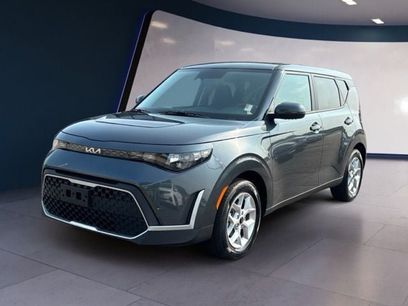 Used 2025 Kia Soul LX w/ LX Technology Package