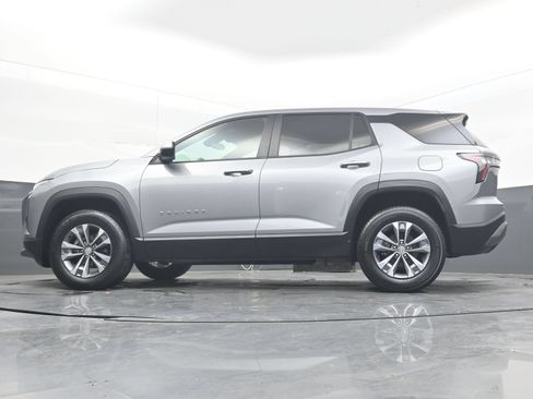 Used 2025 Chevrolet Equinox LT FWD image 28