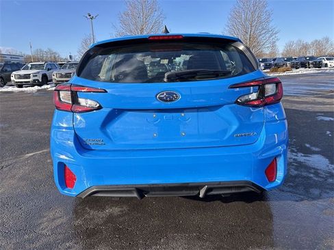 Used 2024 Subaru Impreza 2.0i Sport image 10