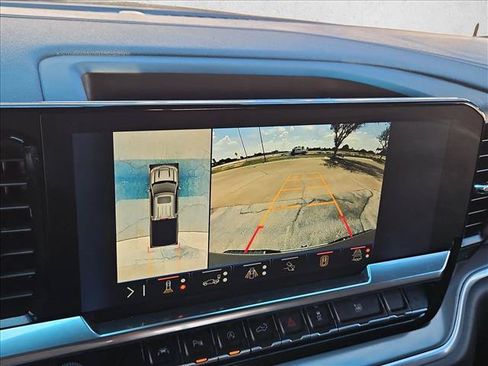 Certified 2025 Chevrolet Silverado 1500 High Country w/ High Country Premium Package AWD/4WD image 14