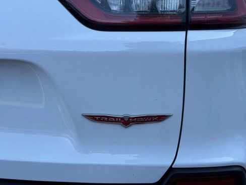 Used 2019 Jeep Cherokee Trailhawk w/ Cold Weather Group AWD/4WD image 42