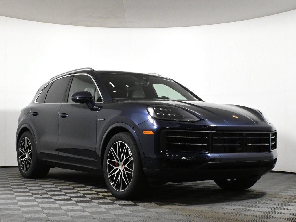 Used 2026 Porsche Cayenne S AWD/4WD image 9