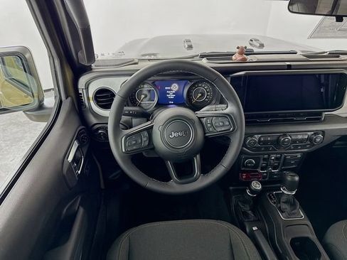 New 2026 Jeep Gladiator Sport image 24