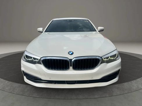 Used 2018 BMW 540i xDrive w/ Premium Package AWD/4WD image 2