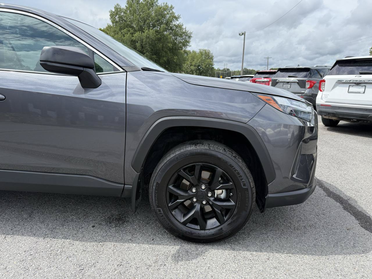 Used 2024 Toyota RAV4 LE FWD image 39