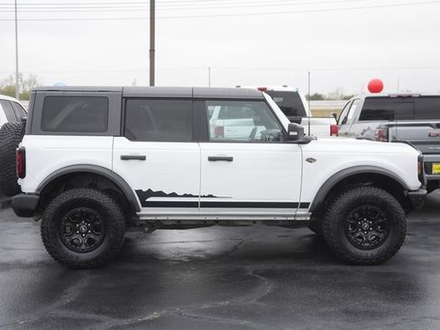 Certified 2022 Ford Bronco Wildtrak image 5