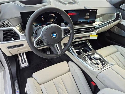 New 2027 BMW X7 M60i AWD/4WD image 3