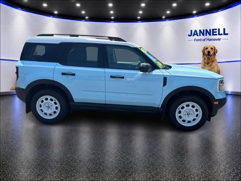 Used 2023 Ford Bronco Sport Heritage w/ Heritage Convenience Package AWD/4WD image 4