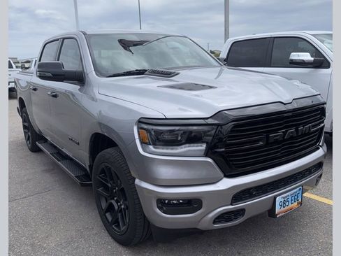 Used 2024 RAM 1500 Laramie AWD/4WD image 1