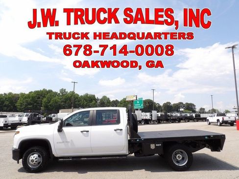 Used 2023 Chevrolet Silverado 3500 W/T w/ WT Fleet Convenience Package AWD/4WD image 2