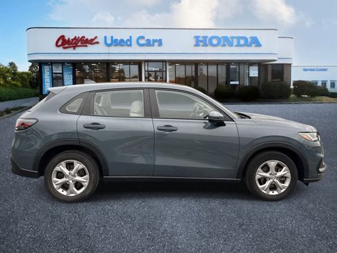 Used 2023 Honda HR-V LX image 6
