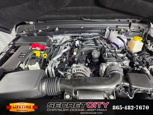 New 2025 Jeep Gladiator Sport image 33