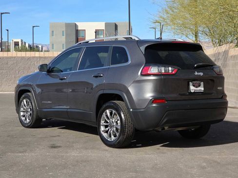 Used 2019 Jeep Cherokee Latitude Plus w/ Comfort/Convenience Group image 7