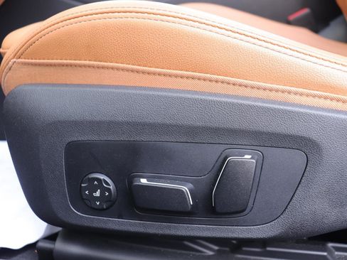 Used 2025 BMW 430i 430i w/ Convenience Package image 19