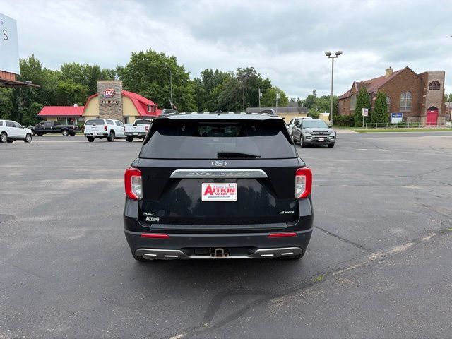 Used 2021 Ford Explorer XLT w/ Equipment Group 202A AWD/4WD image 6