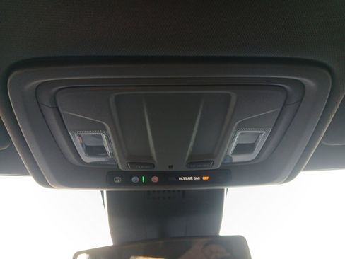 Used 2022 Chevrolet Silverado 1500 Custom image 44