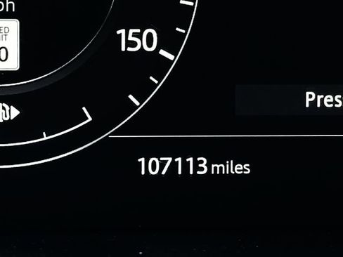 Used 2018 Land Rover Range Rover HSE image 23