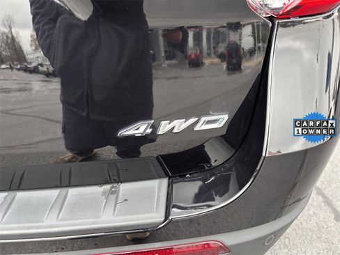 Certified 2022 Ford Explorer XLT image 6