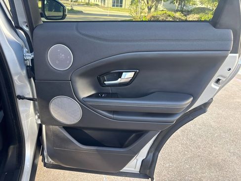 Used 2018 Land Rover Range Rover Evoque HSE image 27