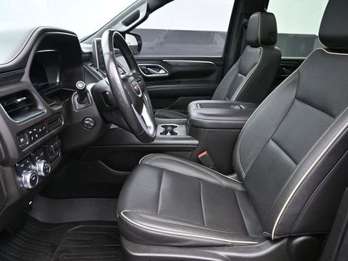 Used 2022 GMC Yukon SLT w/ SLT Luxury Package image 10