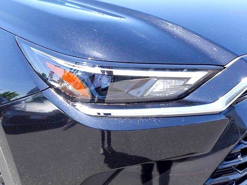 Certified 2026 Toyota Grand Highlander AWD image 2