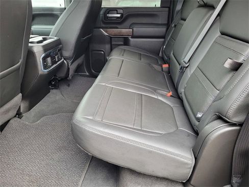 Used 2020 GMC Sierra 3500 Denali w/ Denali Ultimate Package image 18