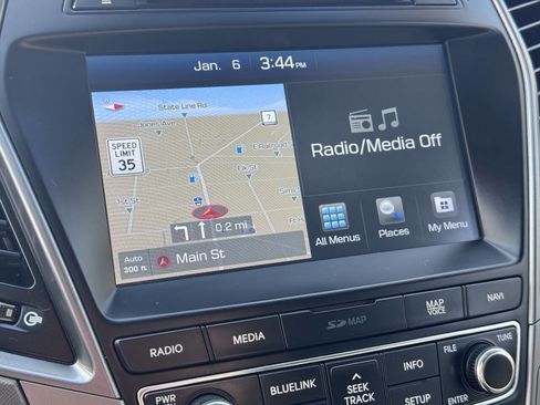 Used 2017 Hyundai Santa Fe Sport image 28