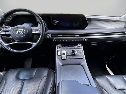 Used 2024 Hyundai Palisade Limited AWD/4WD image 16