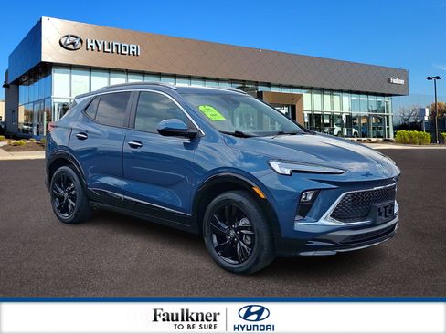 Used 2024 Buick Encore GX Sport Touring AWD/4WD image 1