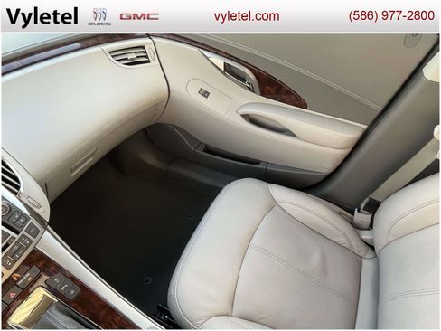 Used 2010 Buick LaCrosse CXL w/ Luxury Package image 32