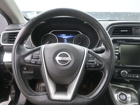 Used 2023 Nissan Maxima SL image 27