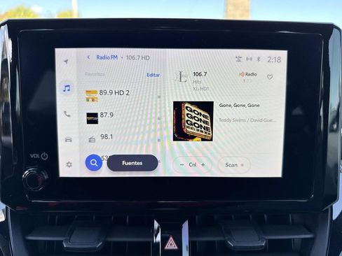 Used 2023 Toyota Corolla SE image 28